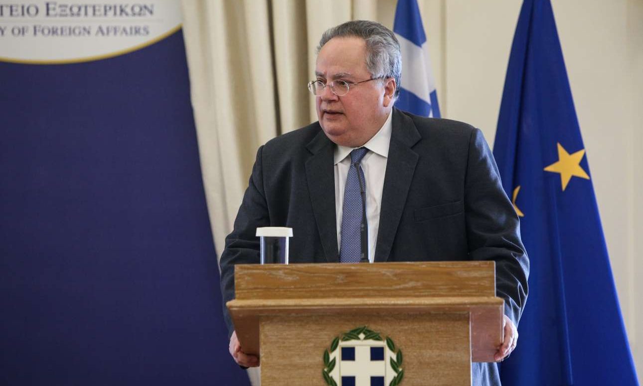 Το -πολύ ρομαντικό- μήνυμα του Κοτζιά για το 2018