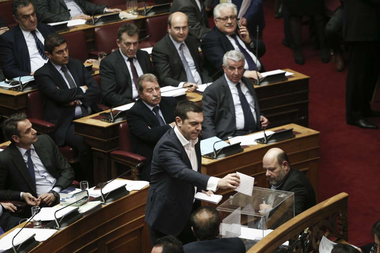 Προανακριτική και για τους 10 ψήφισε η Βουλή – τι βρέθηκε σε κάθε κάλπη