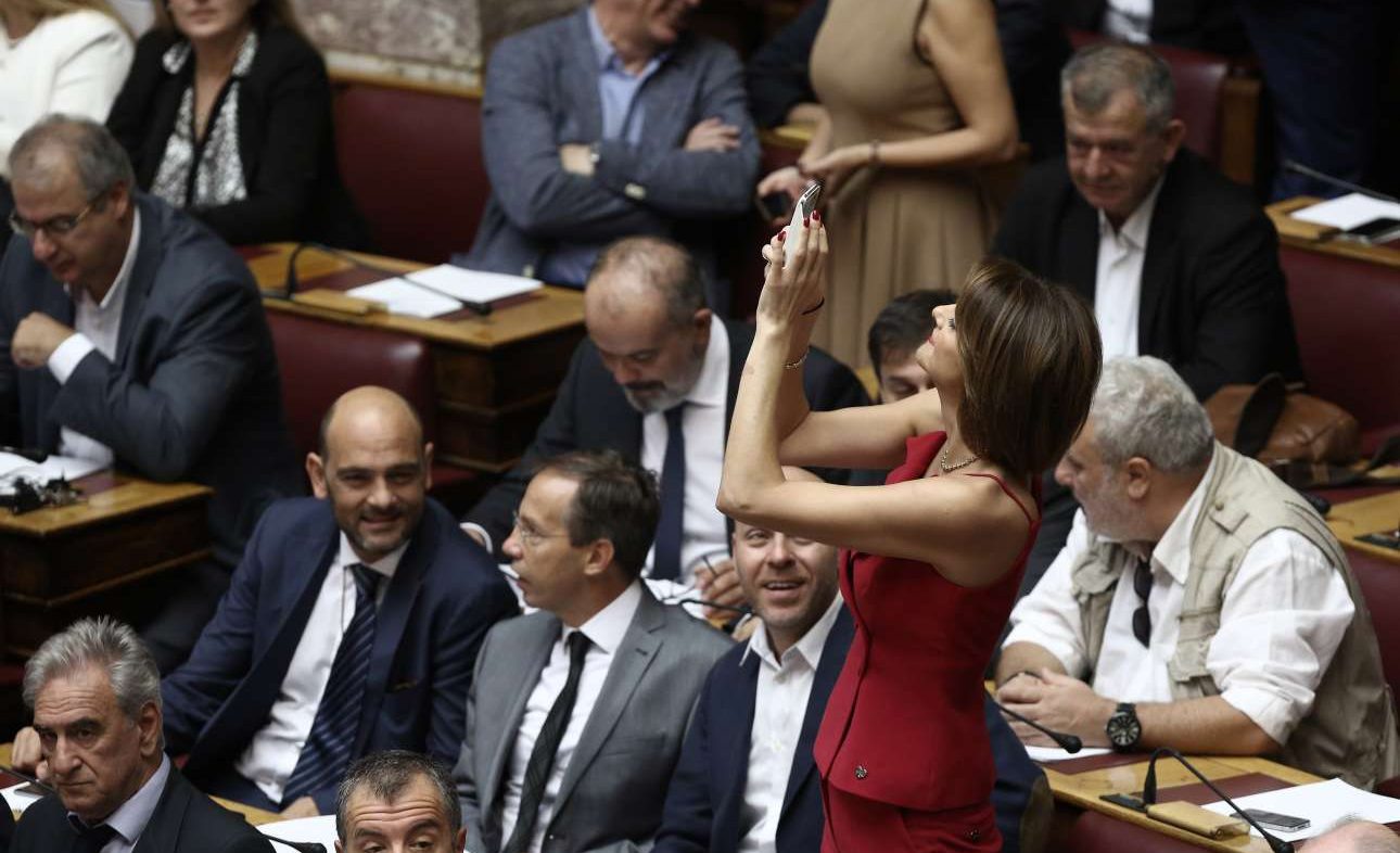 Γυρολόγοι και καταφερτζήδες…