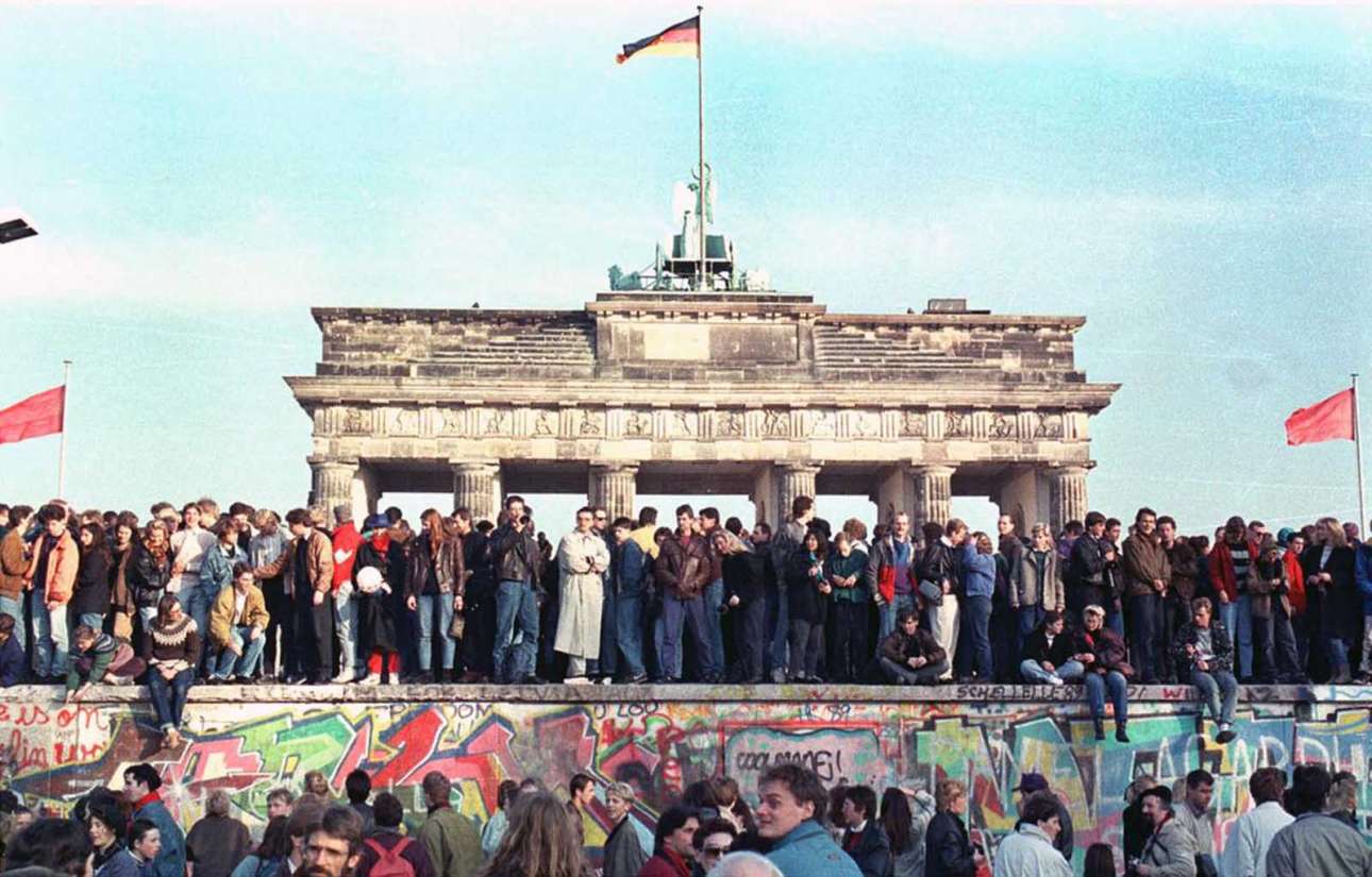 The_story_of_Berlin_Wall (1)