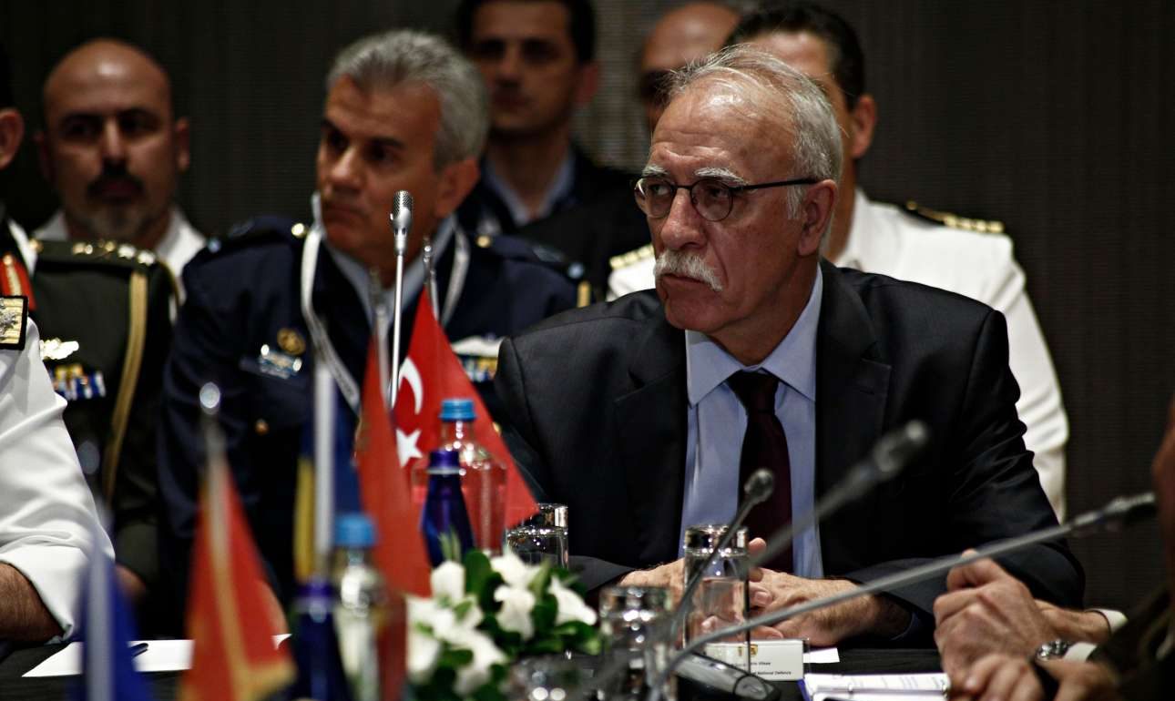 Ο Δημήτρης Βίτσας περί «τουρκικών τσαμπουκάδων και ατυχημάτων στο Αιγαίο»