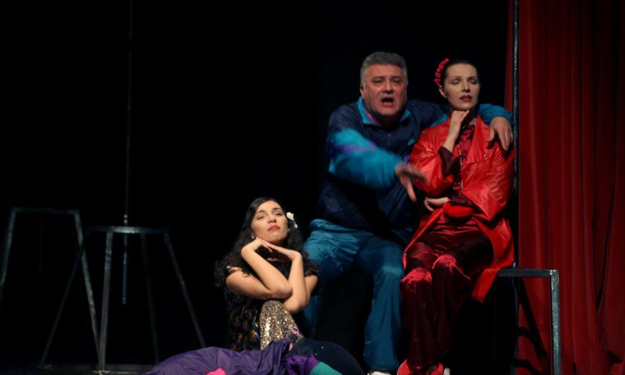 Ο Σλόμπονταν Μιλόσεβιτς διχάζει και ως μιούζικαλ