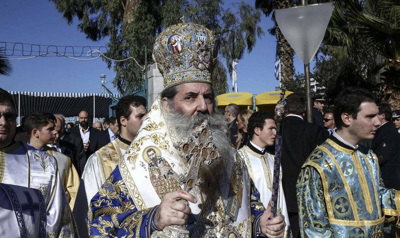 Προκλητικός κατά Ερντογάν και ομοφυλοφίλων ο Πειραιώς Σεραφείμ