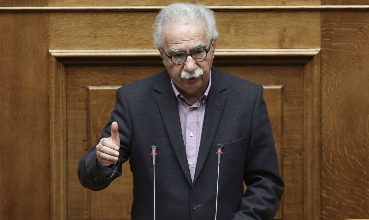 Ο Γαβρόγλου «απελευθερώνει» τις μετεγγραφές στα Πανεπιστήμια