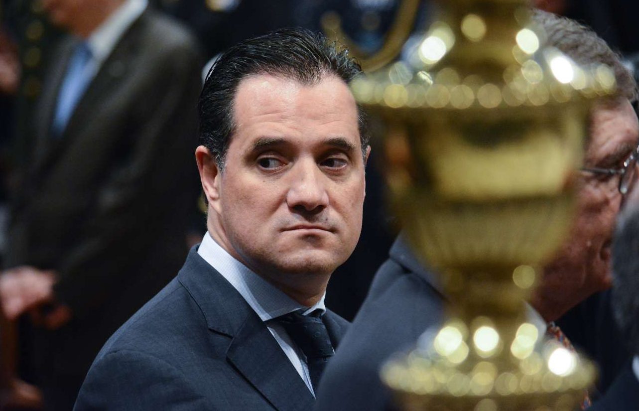 Αδωνις: Ο Τράγκας λέει ότι τα παίρνουν από τον Σαββίδη