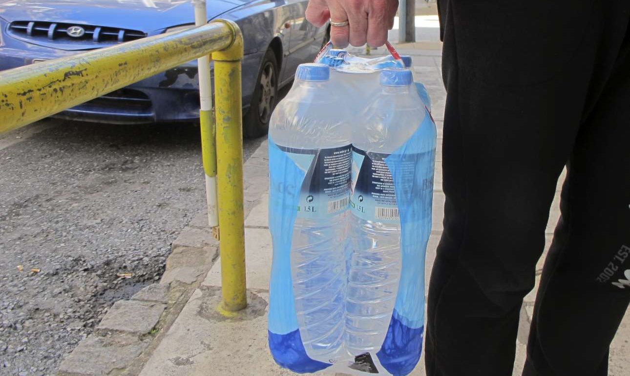 «Θέμα χρόνου» -άγνωστο πόσου ακριβώς- η αποκατάσταση της υδροδότησης στη Θεσσαλονίκη