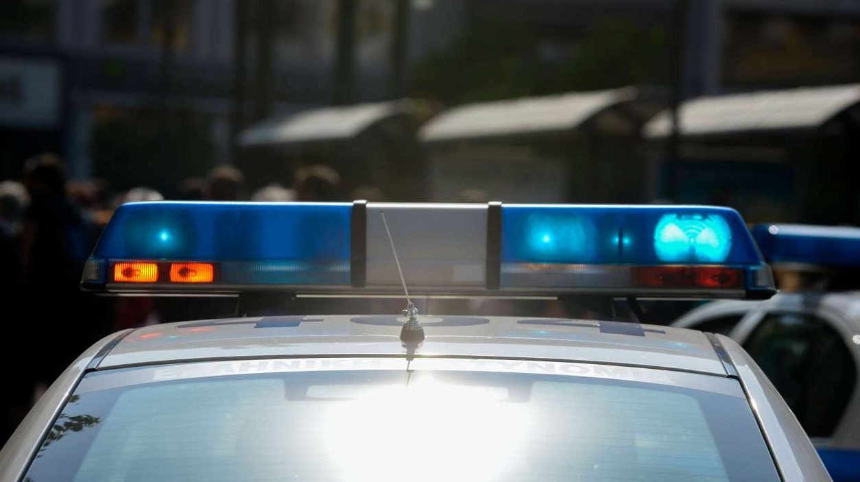 Επίθεση με μαχαίρι έξω από την ιρανική πρεσβεία – Στο νοσοκομείο ένας υπάλληλος