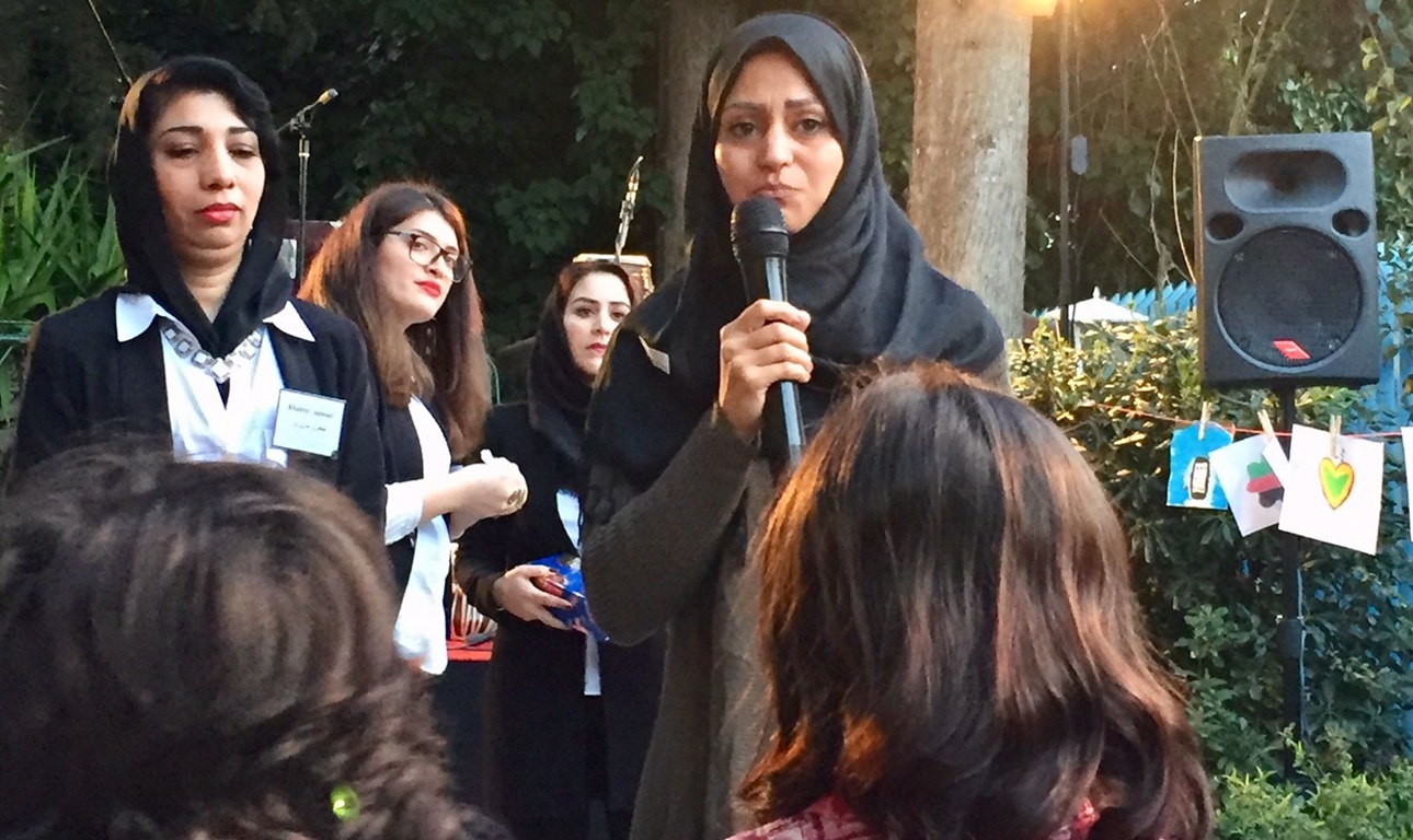 Τι γιορτάζουν τέτοια ημέρα στην Ελλάδα οι αφγανές πρόσφυγες;