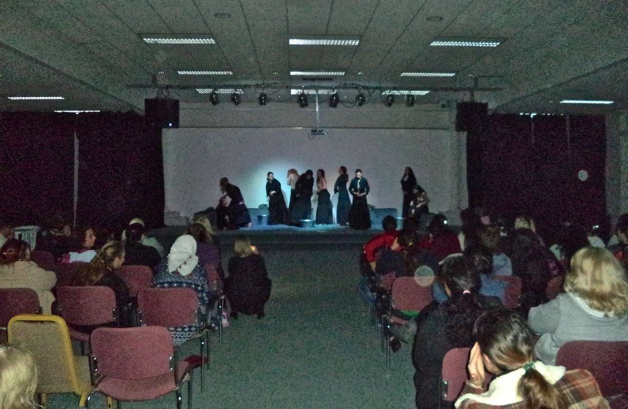 «Φυλακισμένες» στις Γυναικείες Φυλακές Θήβας