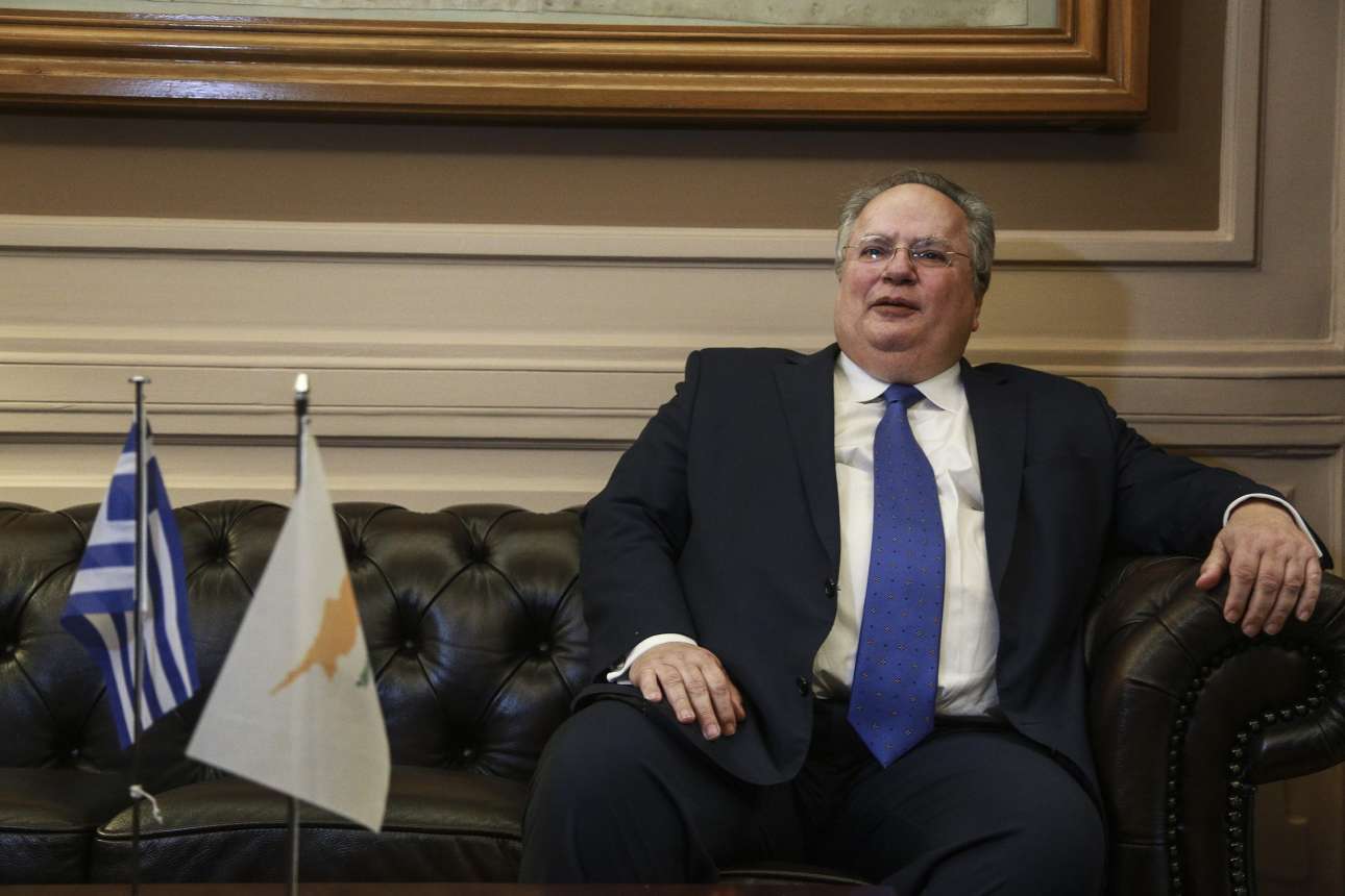 Εστειλαν σφαίρα στον Κοτζιά για τη Μακεδονία