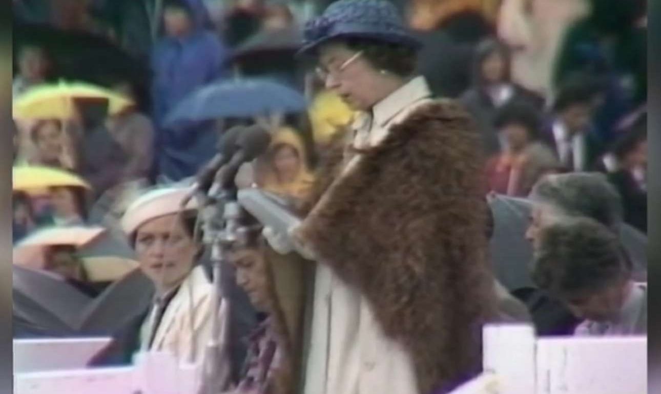 Eφηβος είχε αποπειραθεί να σκοτώσει τη βασίλισσα Ελισάβετ Β’ στη Νέα Ζηλανδία