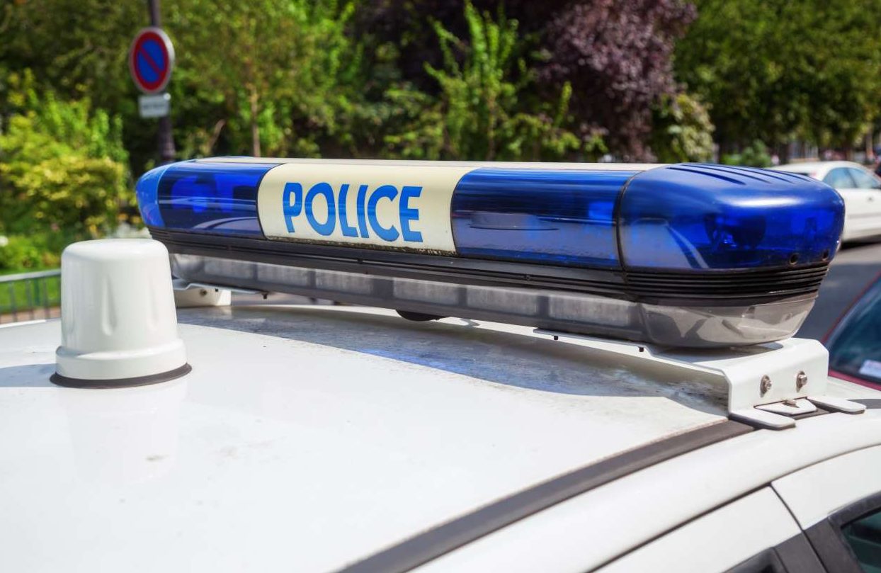 Πυρά κατά αζέρου δημοσιογράφου στη Γαλλία σκότωσαν τη σύζυγό του