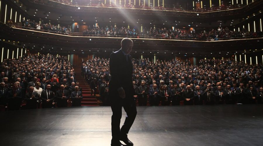 Ερντογάν o λαοπλάνος: πώς φανατίζει τους Τούρκους