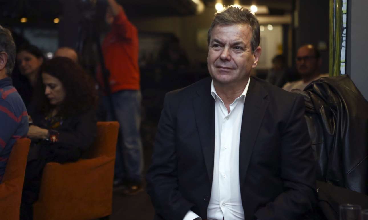 Ο Πετρόπουλος υποσχέθηκε διαγραφή οφειλών για μπλοκάκια που πληρώνουν διπλές εισφορές