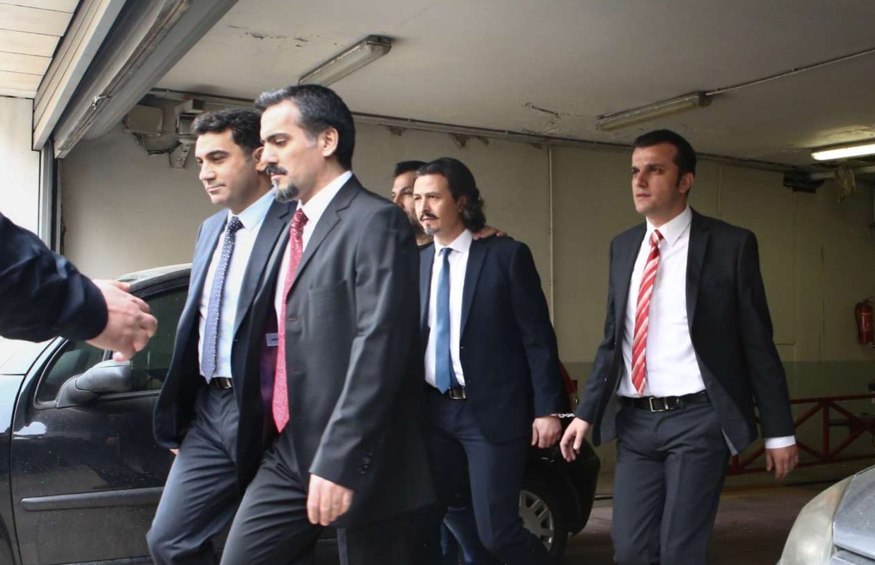 Σολομώντειος λύση από ΣτΕ: Ελεύθερος με όρους ο ένας εκ των Οκτώ