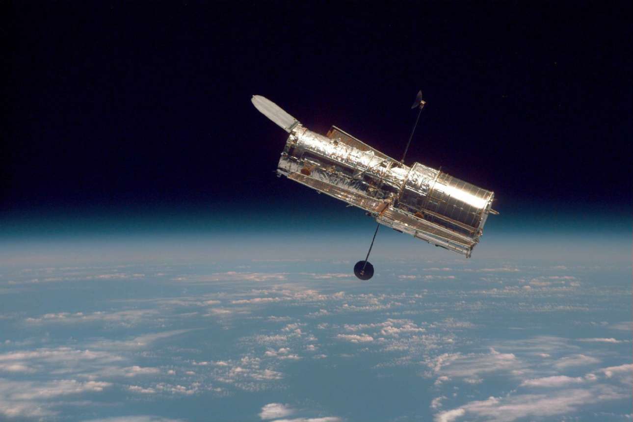 To Hubble, το πρώτο διαστημικό τηλεσκόπιο, έγινε κιόλας 28 χρόνων
