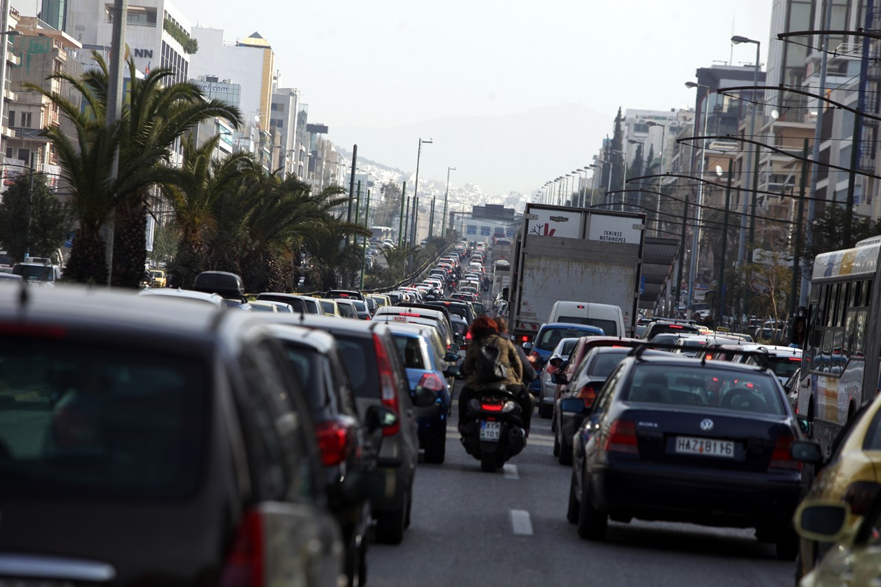 Δύσκολη ημέρα με τρεις πορείες στο κέντρο της Αθήνας
