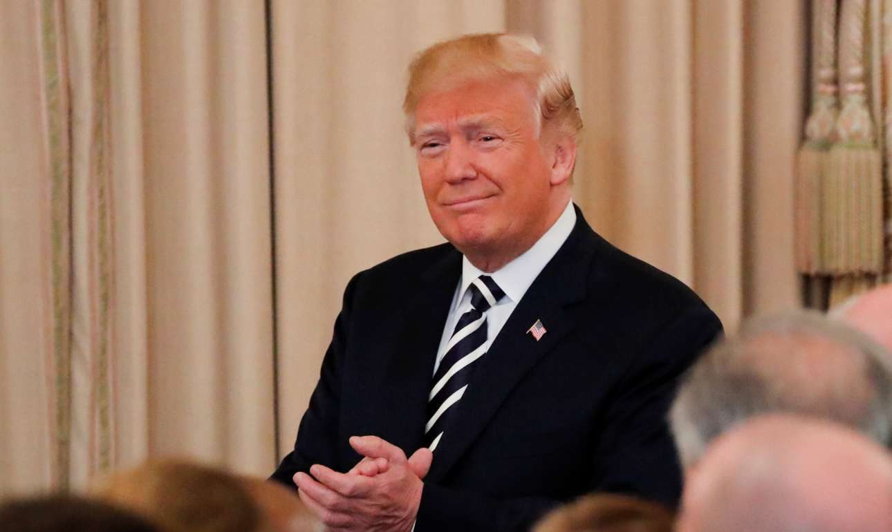 Χίλιοι οικονομολόγοι προειδοποιούν τον Τραμπ: Οι δασμοί θα φέρουν μια νέα Μεγάλη Υφεση