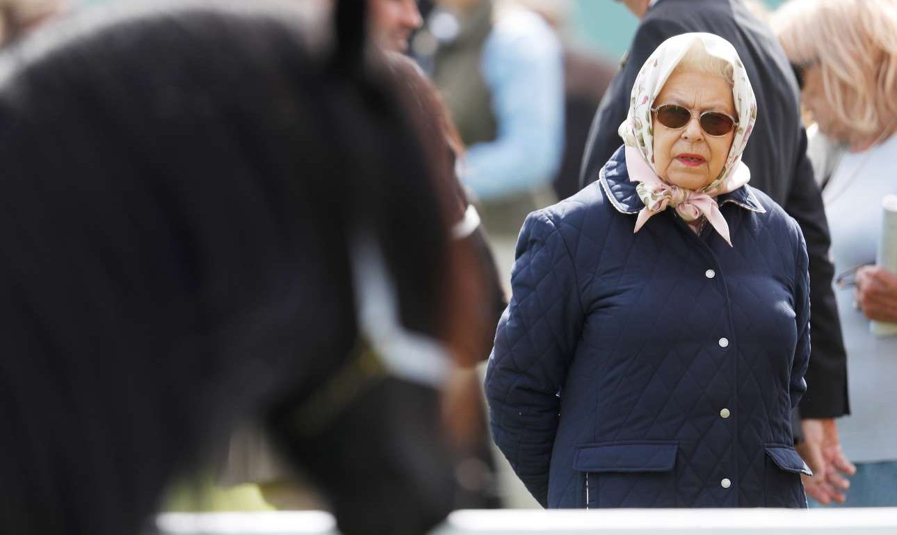 Η βασίλισσα Ελισάβετ γνωρίστηκε με τη μητέρα της Μέγκαν Μαρκλ