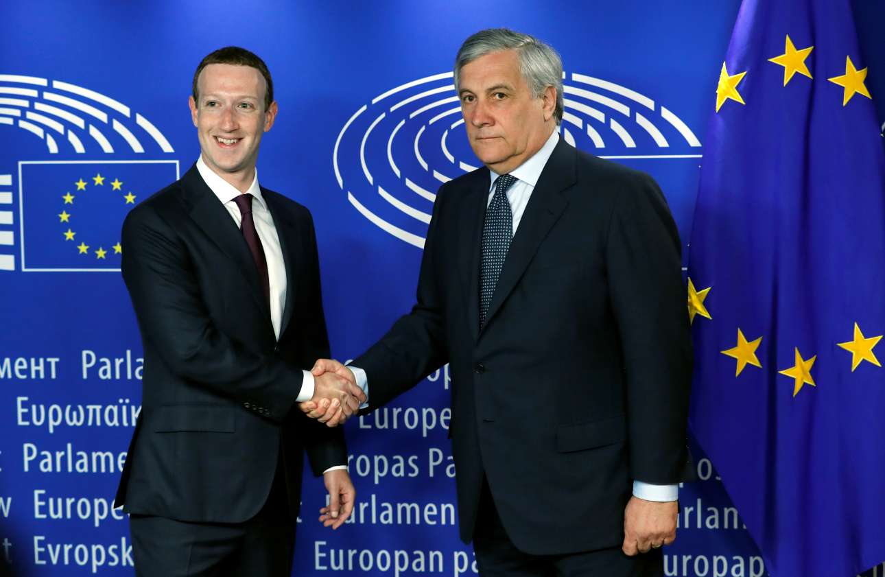 Ο Μαρκ με τον Αντόνιο Ταγιάνι, πρόεδρο του Ευρωκοινοβουλίου (REUTERS/Yves Herman)