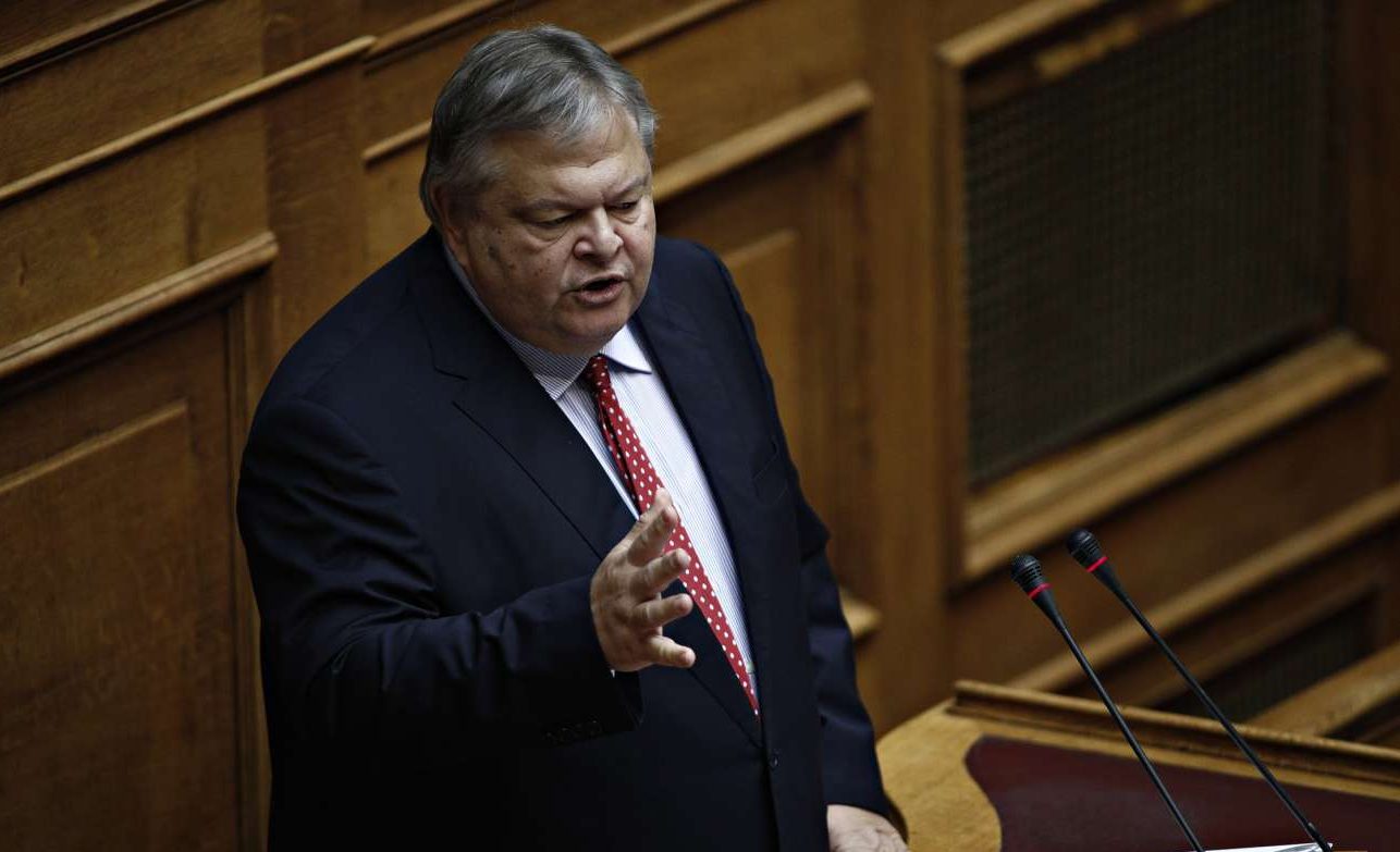 Βενιζέλος: Το «μαύρο μέτωπο» που καταγγέλλει ο ΣΥΡΙΖΑ είναι το μέτωπο της λογικής [βίντεο]