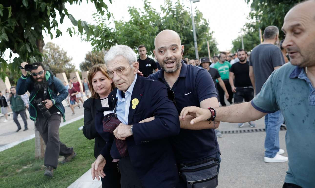 Δύο συλλήψεις για την επίθεση κατά Μπουτάρη – «Με χτυπούσαν παντού» λέει ο δήμαρχος