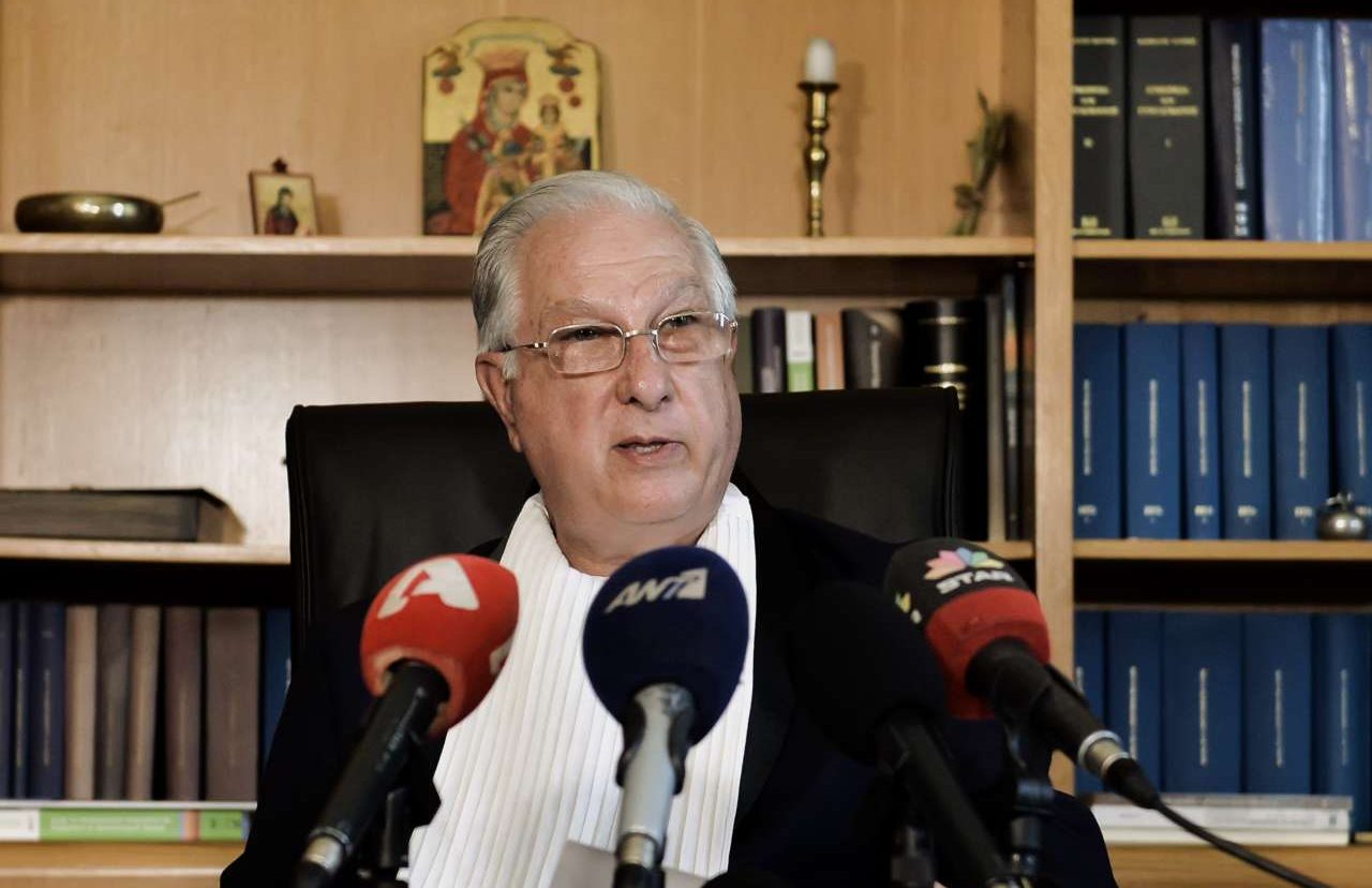 (Δεν) υπάρχουν δικασταί εν ταις Αθήναις;