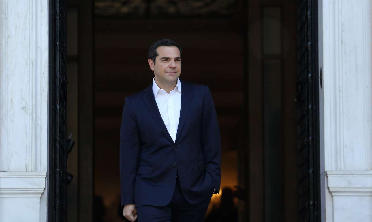 Απόβαση διμοιριών ΜΑΤ και Τσίπρα στη Λέσβο