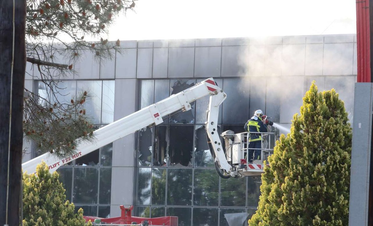 «Δεν θα χαθεί καμία θέση εργασίας στο εργοστάσιο» διαβεβαιώνει η διοίκηση της Sunlight