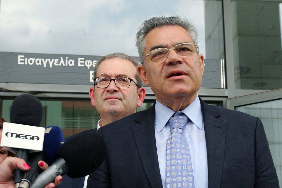 Σε 32 δόσεις θα εξαγοράσει την ποινή του για τη Siemens ο Μαντέλης