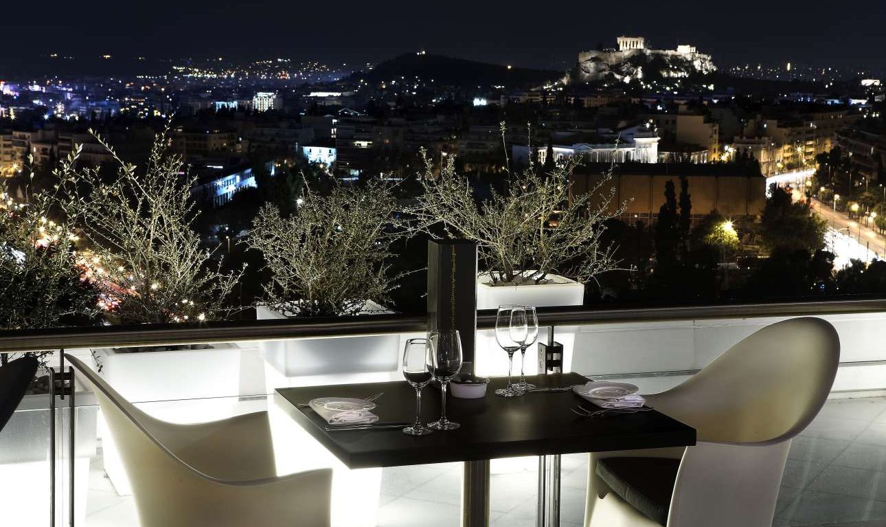 Μοναδική εμπειρία στο Galaxy Bar & Restaurant