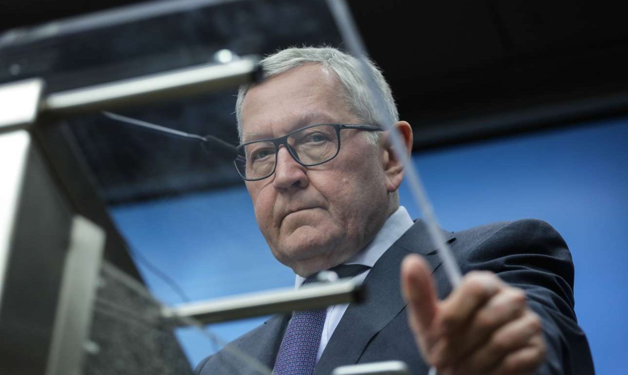 Ρέγκλινγκ: «Το εξάμηνο Βαρουφάκη κόστισε 86 δισ. ευρώ»