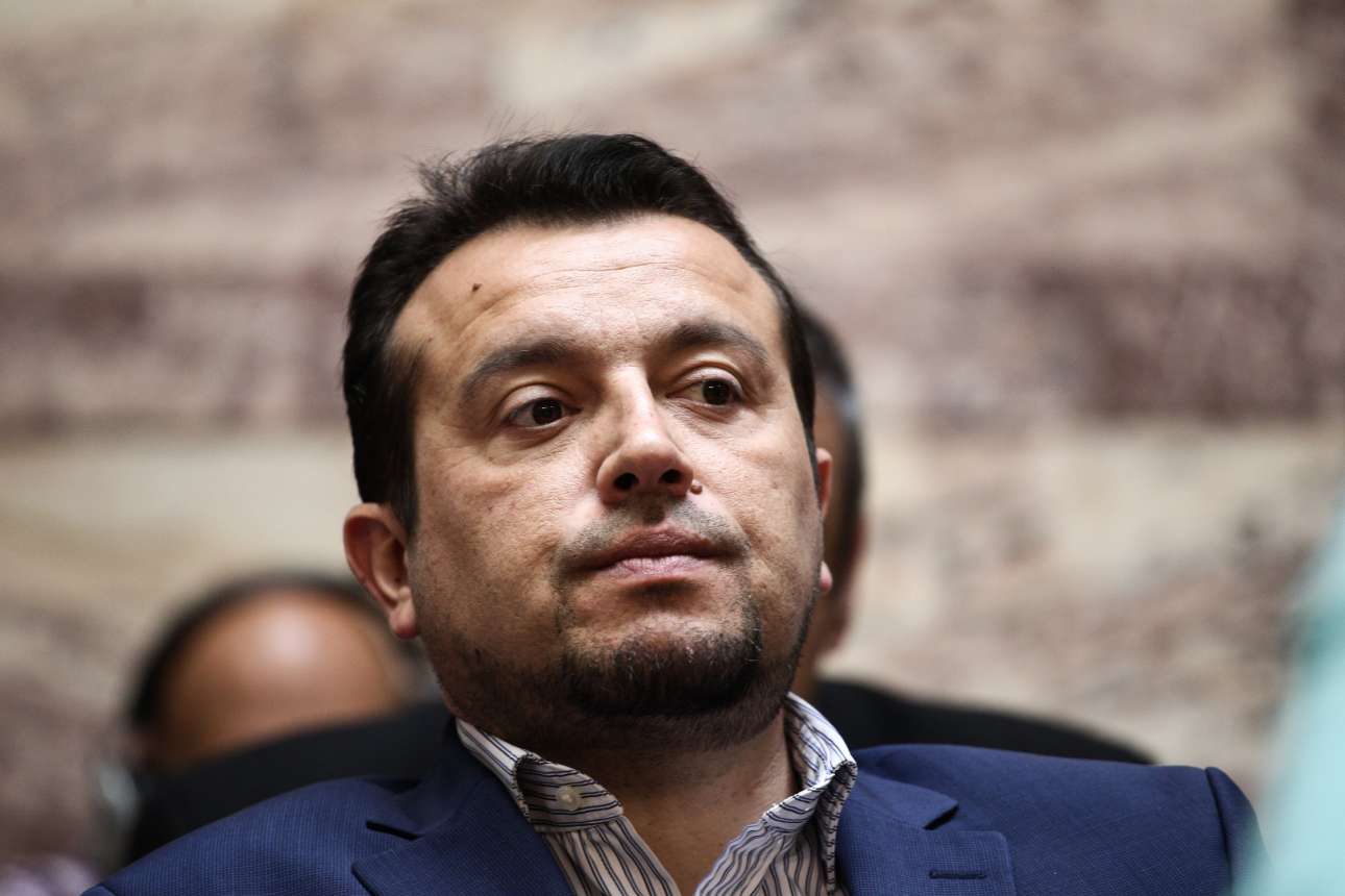 Ο Παππάς συνυπέγραψε τον φόρο 2% στα smartphones και τους υπολογιστές αλλά τώρα διαφωνεί