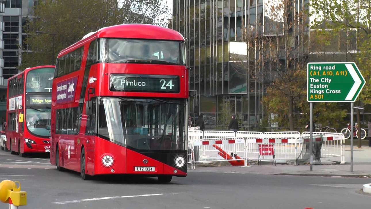 Το Λονδίνο θέλει να απαγορεύσει τις διαφημίσεις ανθυγιεινού φαγητού σε λεωφορεία και μετρό