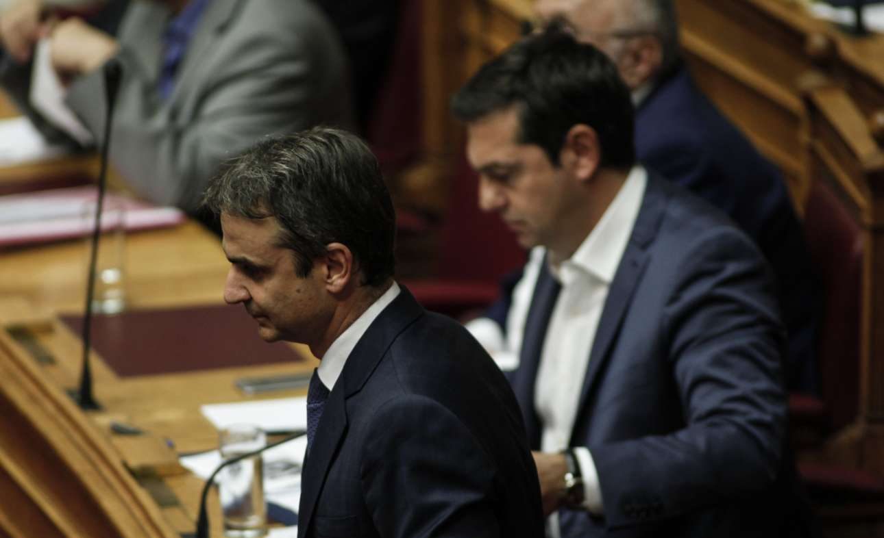 Η Public Issue «αποκαθηλώνει» τον ΣΥΡΙΖΑ: Στο 19% η διαφορά υπέρ της ΝΔ