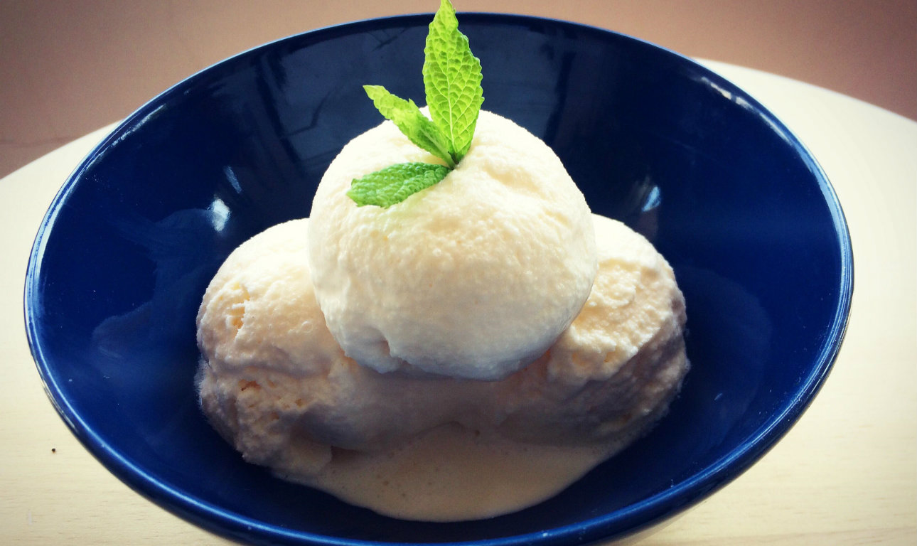 Το βουβαλίσιο γάλα έγινε παγωτό βανίλια