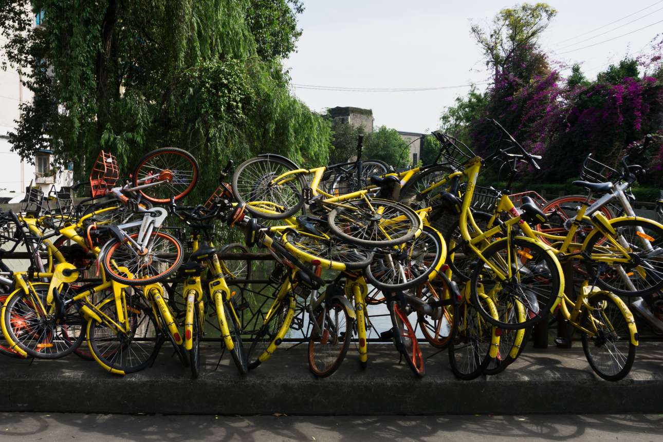 Συνετοί ποδηλάτες ή «ταλιμπάν με πετάλια»;