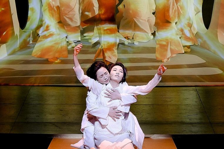 Κορεάτισσες «Τρωάδες» σε παράσταση στο Λονδίνο