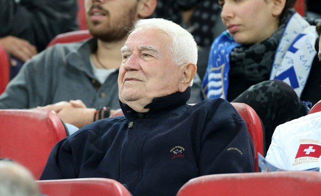 Θλίψη στην οικογένεια του Ολυμπιακού: Απεβίωσε ο Κώστας Πολυχρονίου