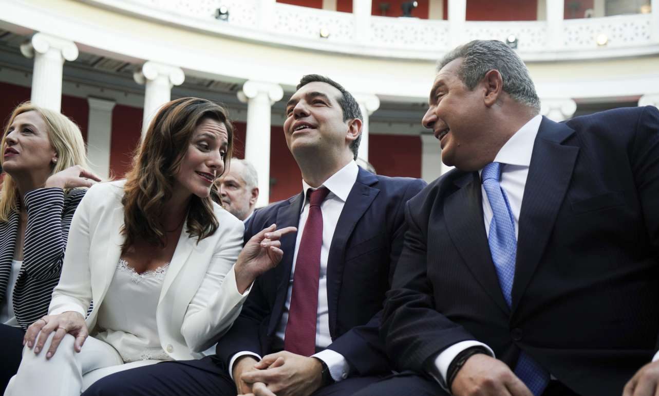 Ασχημος σαν έφηβος εκατομμυριούχος*