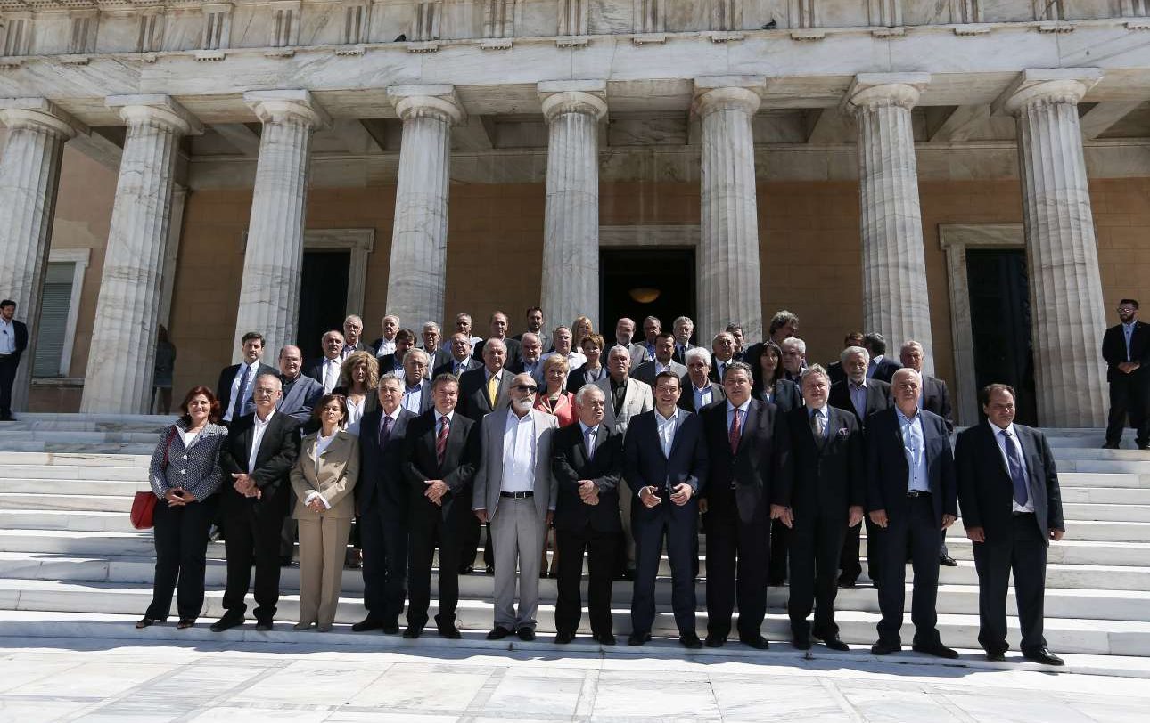 Πότε (δεν) θα πέσει η κυβέρνηση…