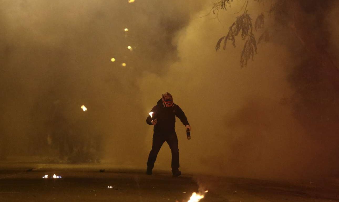 Κατέλυσαν το «άβατο» των Εξαρχείων: Συνέλαβαν 11 κουκουλοφόρους