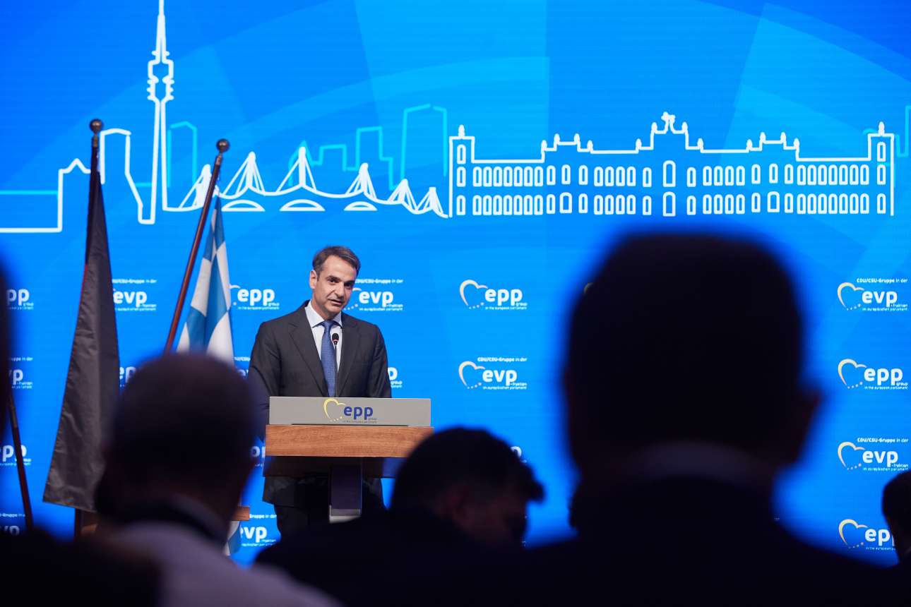 Πριν πάει Βερολίνο ο Μητσοτάκης ξεκαθαρίζει: Δεν ψηφίζω τη συμφωνία