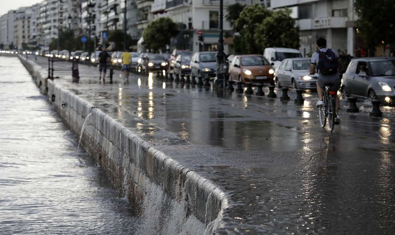 Αλλάζει ο καιρός την Παρασκευή – Πτώση της θερμοκρασίας και βροχές