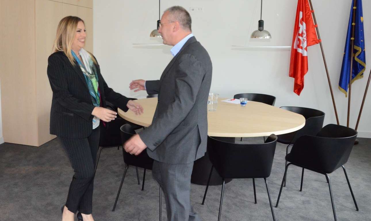 Μάχη χαρακωμάτων και φαντασμάτων στο ΚΙΝΑΛ