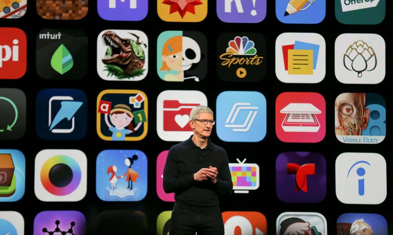 Γιατί η Apple θέλει να μας… απομακρύνει από τις οθόνες