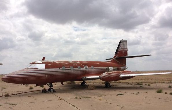 Σε δημοπρασία το (σαράβαλο) τζετ του Ελβις Πρίσλεϊ