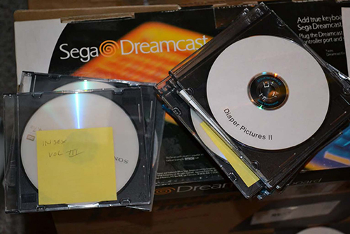 Υπάλληλοι της Disney, της Lego και ένας πρόσκοπος συνελήφθησαν για παιδική πορνογραφία