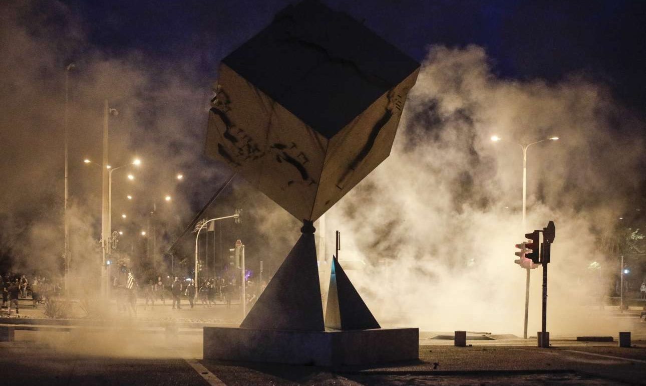 Οίηση και ανοησία