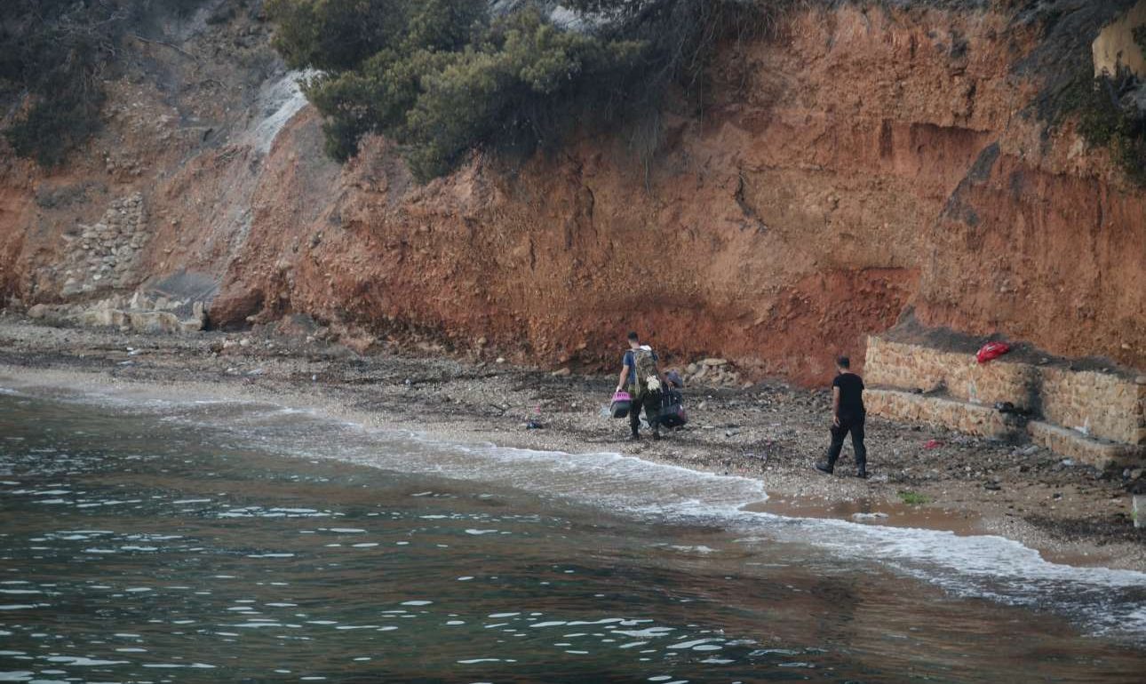 Νεκροί ο πατέρας και ο αδελφός της 13χρονης που έπεσε από τον γκρεμό για να σωθεί